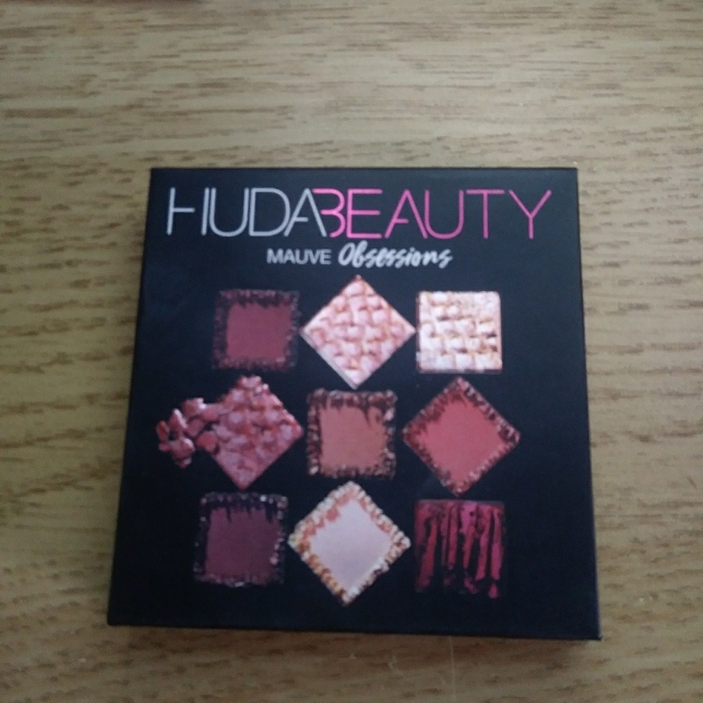 HUDA Beauty Mauve Obsessions FLASH SALE 1DAY ONLY